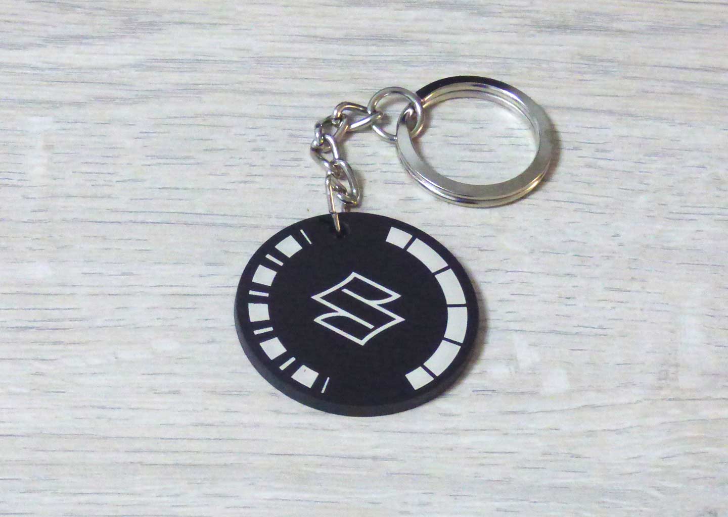 Llaveros para moto bmw, llaveros para motos, llaveros de motos, llaveros para motociclistas, llaveros para moto personalizados, llaveros para motocicleta, llaveros de moto personalizados, llaveros acrílicos para motos, llaveros grabados para motos, llaveros personalizados en acrílico, llaveros con grabado láser para motos