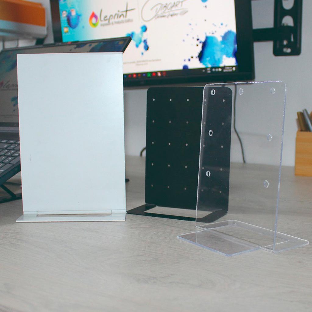 habladores en Pereira, fabricación de habladores en Pereira, habladores publicitarios en Pereira, habladores en acrílico Pereira, habladores en polietileno Pereira